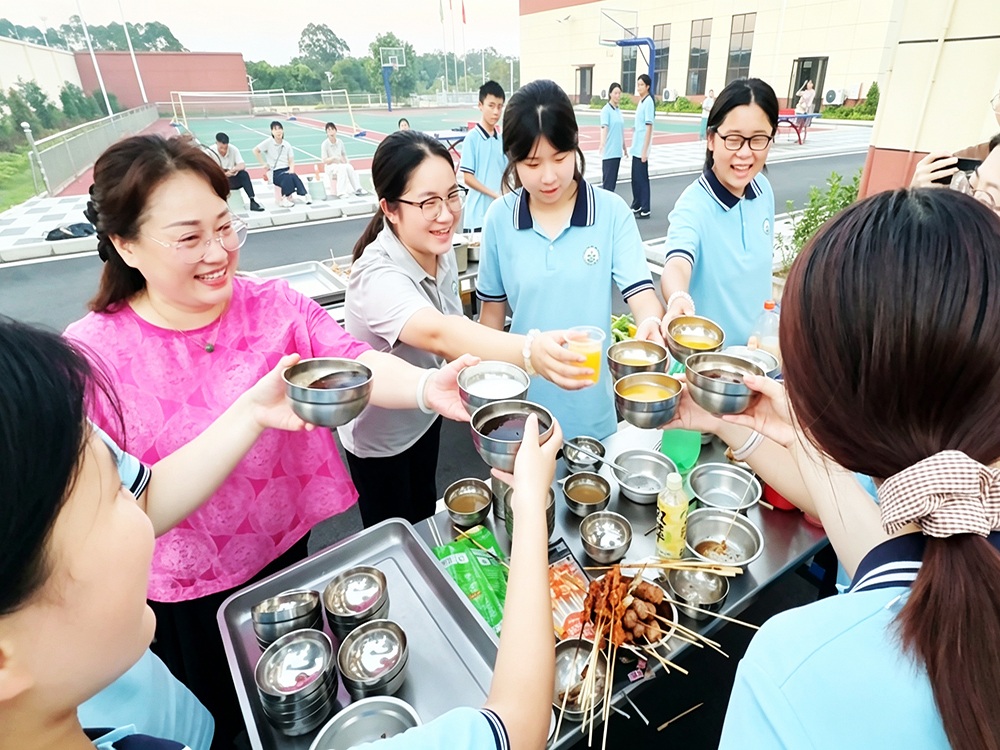 常德青春期叛逆纠正机构怎么联系？本地寄宿成长培育机构筛选指南